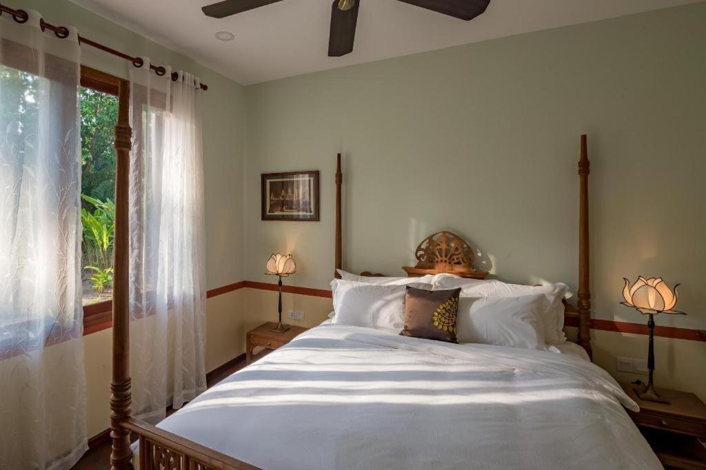 Le Relais De Chhlong Hotel Kratie Exterior photo
