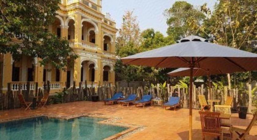 Le Relais De Chhlong Hotel Kratie Exterior photo